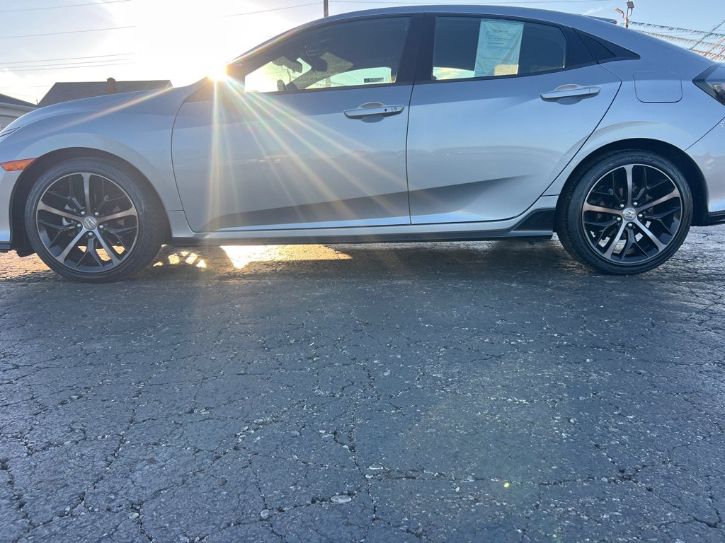 Used 2021 Honda Civic Sport image 4