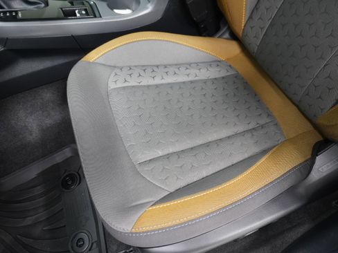 Used 2024 Subaru Crosstrek 2.5i Sport image 13