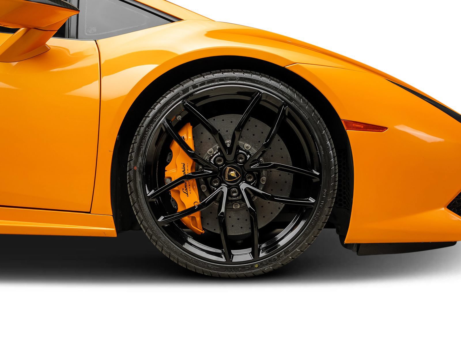 Used 2015 Lamborghini Huracan LP 610-4 AWD/4WD image 28