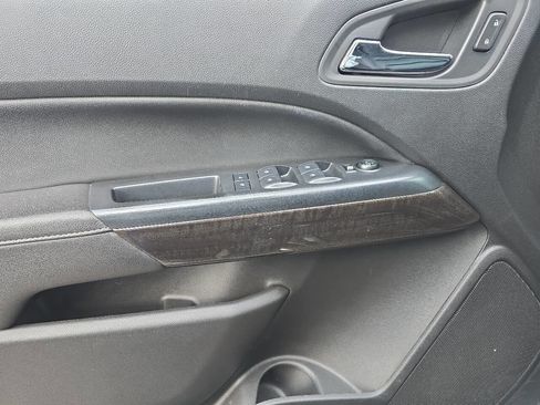 Used 2018 GMC Canyon SLT w/ Driver Alert Package image 17