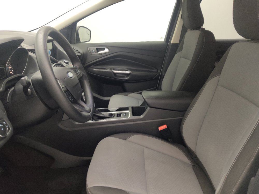 Used 2019 Ford Escape SE FWD image 17