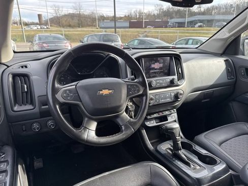 Used 2017 Chevrolet Colorado Z71 w/ Z71 Midnight Edition image 11