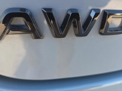 Used 2025 Honda Pilot TrailSport image 15