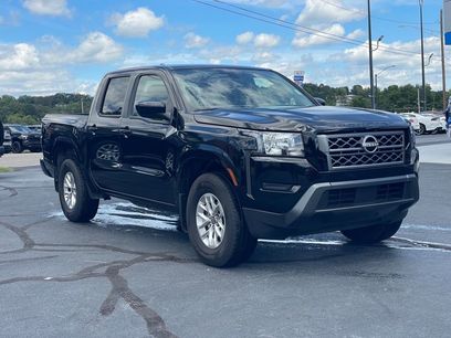 Used 2024 Nissan Frontier SV w/ Technology Package
