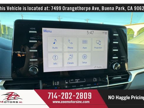 Used 2021 Toyota Sienna LE w/ LE Plus Package FWD image 27