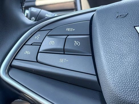 Certified 2024 Cadillac XT5 Luxury FWD image 23