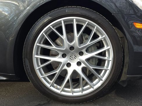 Used 2017 Porsche Panamera 4S w/ Premium Package Plus image 53