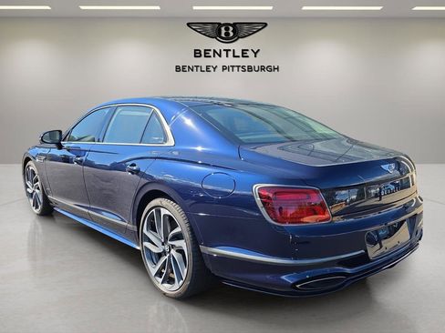 New 2025 Bentley Flying Spur Plug-In Hybrid image 7