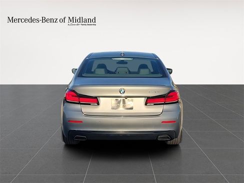 Used 2023 BMW 530i image 7