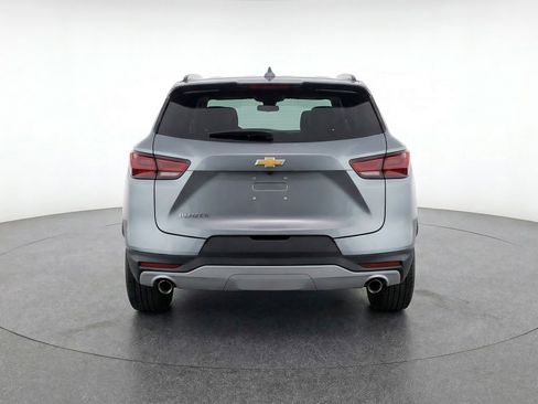 Used 2025 Chevrolet Blazer LT FWD image 7