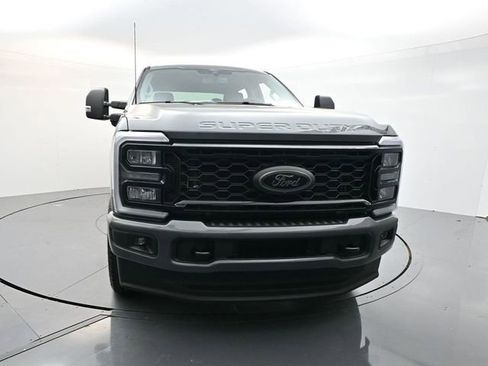 New 2026 Ford F350 XLT w/ XLT Premium Package AWD/4WD image 2
