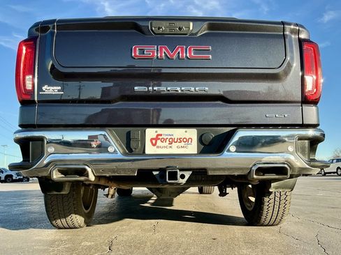 Used 2022 GMC Sierra 1500 SLT image 17