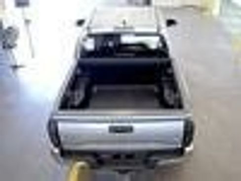 Used 2023 Toyota Tacoma TRD Off-Road AWD/4WD image 4