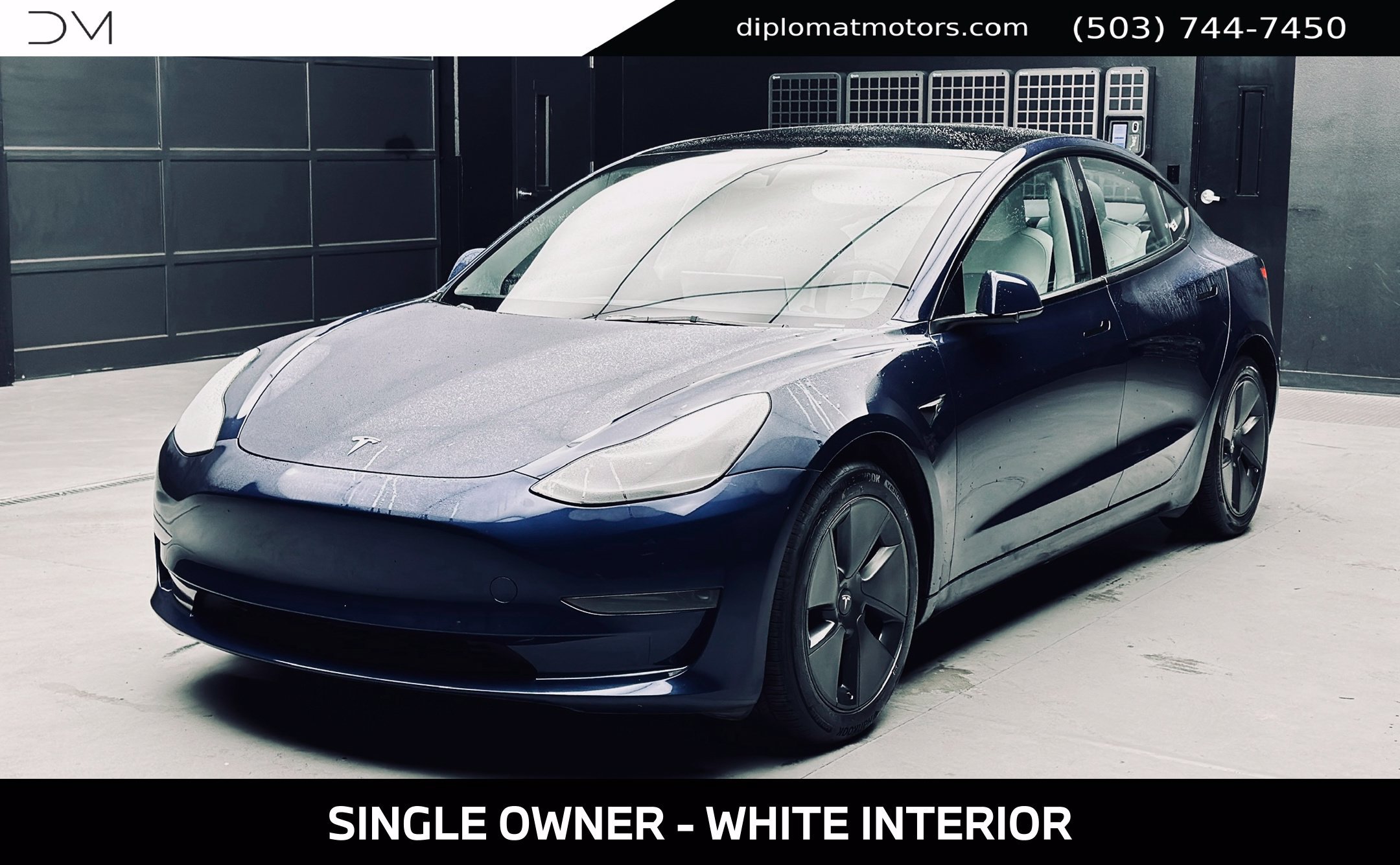 Used 2023 Tesla Model 3 Standard Range RWD image 1