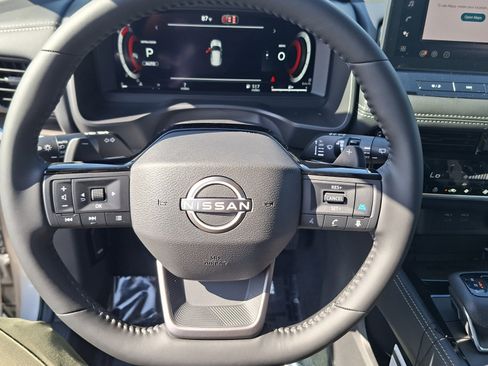 New 2026 Nissan Rogue Platinum AWD/4WD image 7