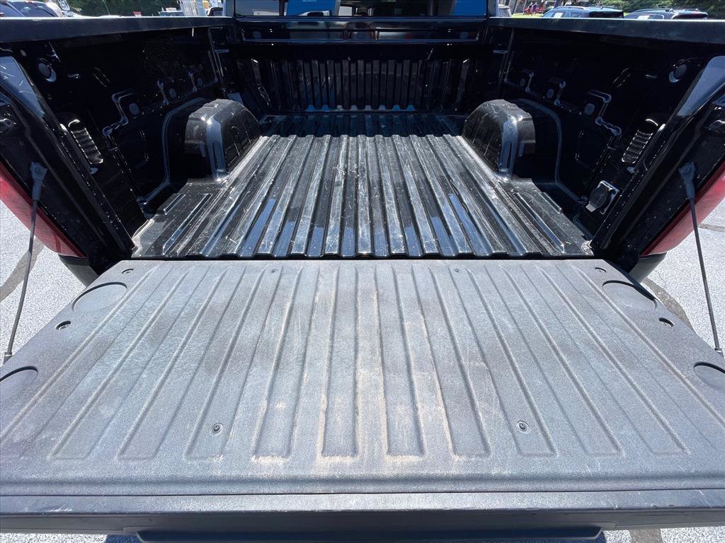 Used 2023 Chevrolet Silverado 1500 Custom AWD/4WD image 7