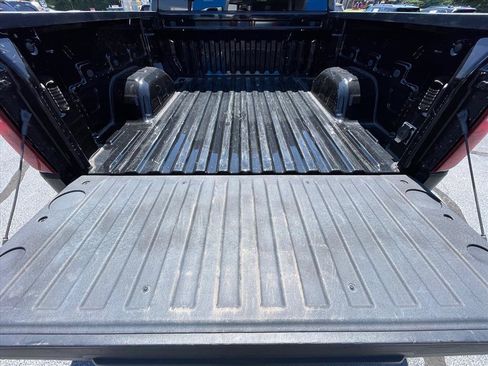 Used 2023 Chevrolet Silverado 1500 Custom AWD/4WD image 7