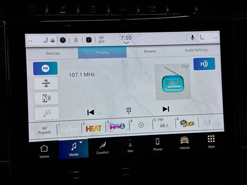 Used 2023 Jeep Grand Cherokee 4WD 4xe image 21