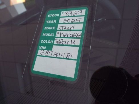 New 2025 Jeep Grand Cherokee L Limited w/ Luxury Tech Group II image 42