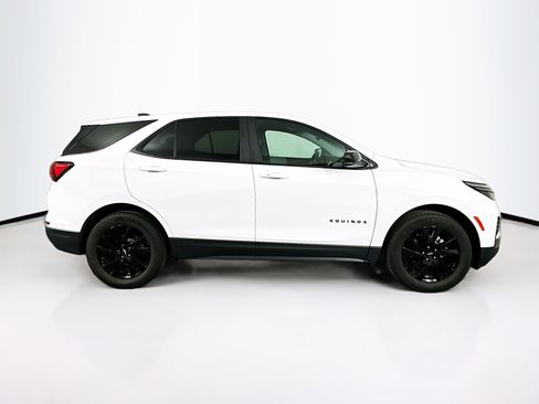 Used 2023 Chevrolet Equinox LS w/ LS Convenience Package image 10