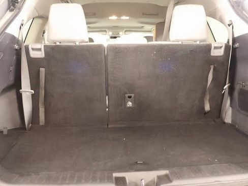 Used 2023 Toyota Highlander XLE AWD/4WD image 27
