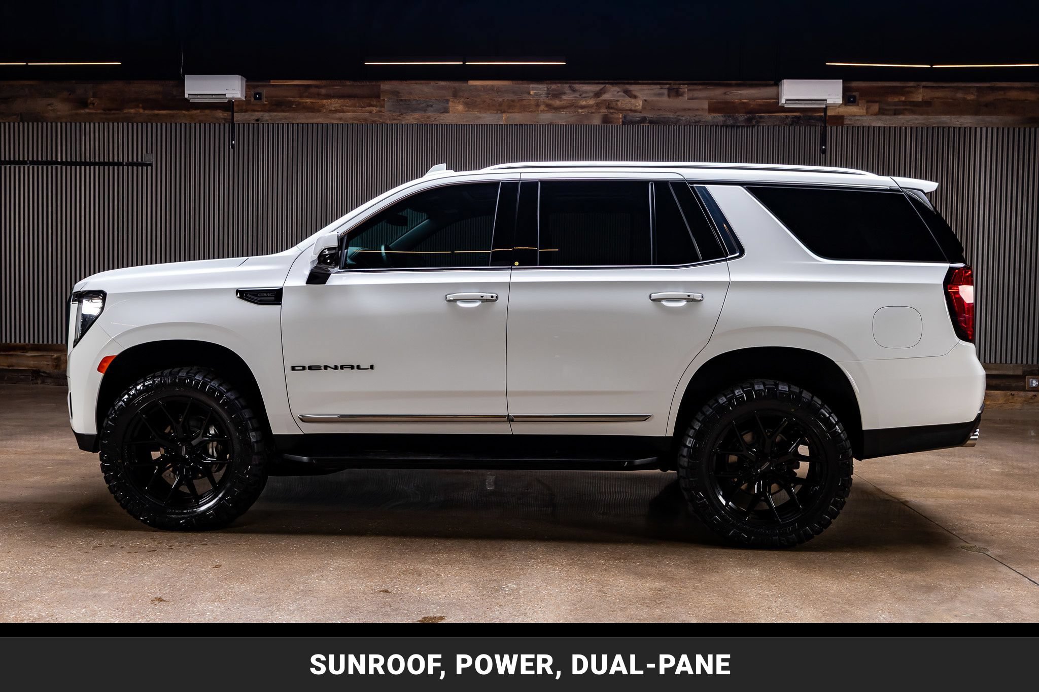 Used 2024 GMC Yukon Denali AWD/4WD image 6