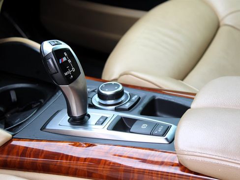 Used 2012 BMW X5 M image 31