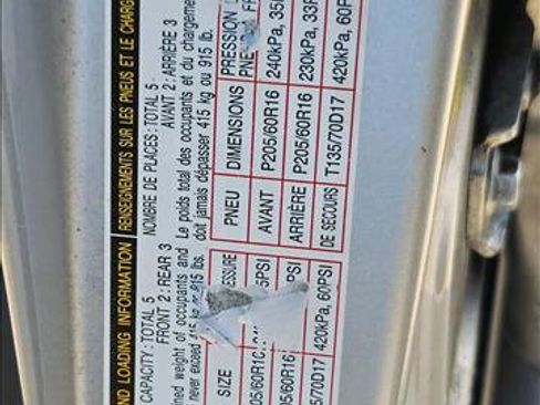 Used 2014 Toyota Prius V Three image 14