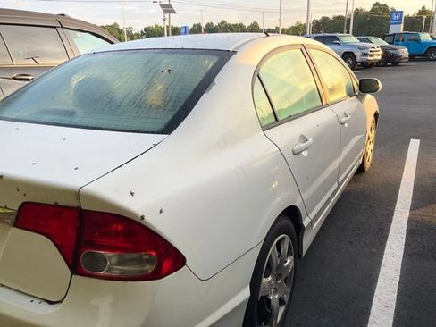 Used 2011 Honda Civic LX image 4