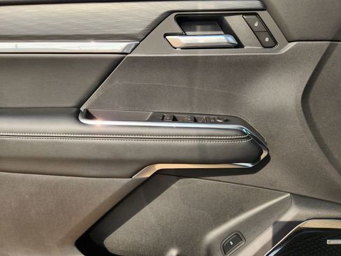New 2026 GMC Acadia Elevation w/ Black Edition FWD image 17