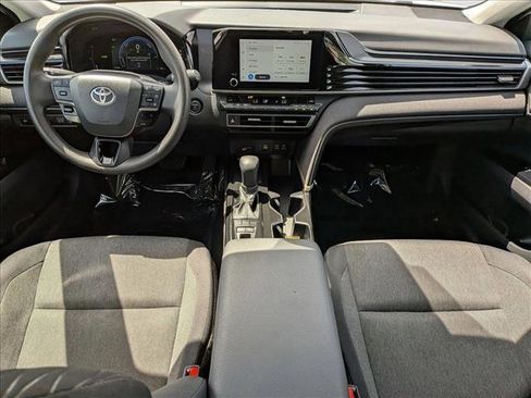 Used 2025 Toyota Camry LE FWD image 23
