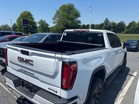 Used 2020 GMC Sierra 1500 AT4 w/ AT4 Premium Package AWD/4WD image 9