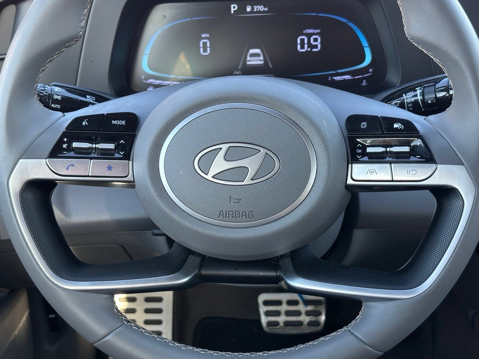Certified 2026 Hyundai Elantra Sport FWD image 26