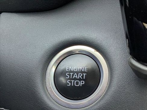 Certified 2024 Toyota Highlander LE image 25