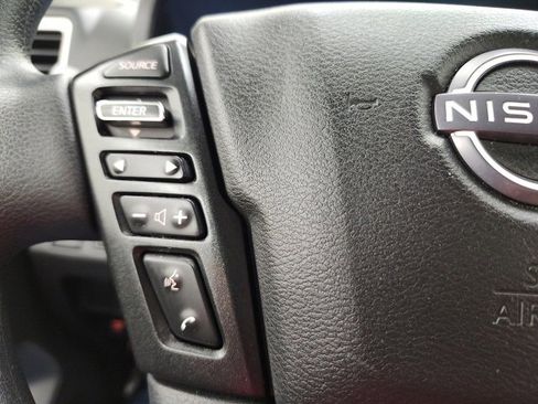 Used 2024 Nissan Frontier SV image 55