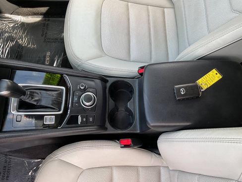 Used 2025 MAZDA CX-5 AWD 2.5 S w/ Preferred Package image 38