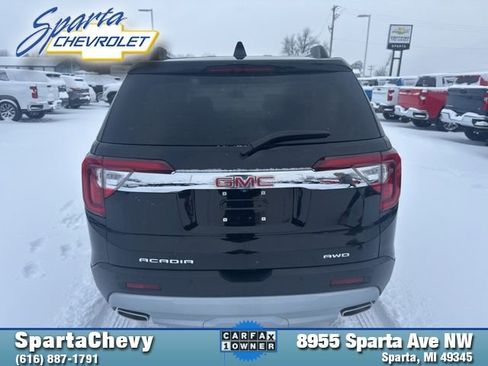 Used 2023 GMC Acadia SLE w/ Driver Convenience Package image 5