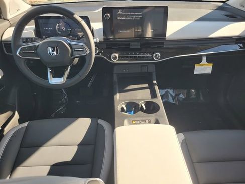 New 2026 Honda Prologue Touring image 10