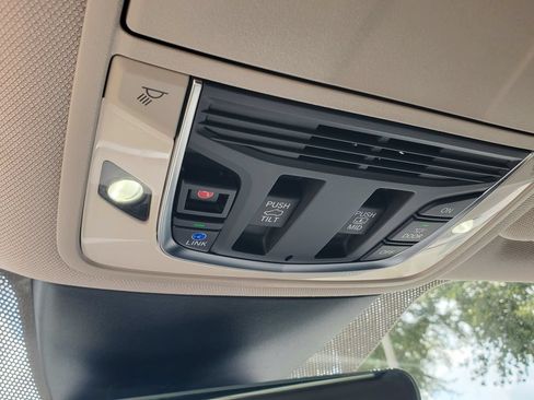 Used 2024 Acura MDX w/ Technology Package FWD image 36