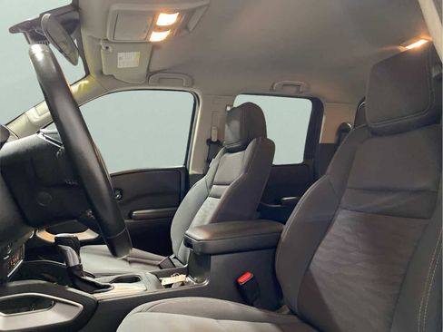 Used 2024 Nissan Frontier SV w/ Technology Package image 21