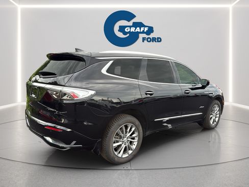 Used 2022 Buick Enclave Avenir w/ Avenir Technology Package AWD/4WD image 6