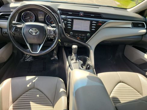 Used 2018 Toyota Camry SE FWD image 27