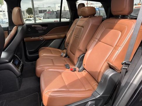Used 2023 Lincoln Aviator Reserve RWD image 19