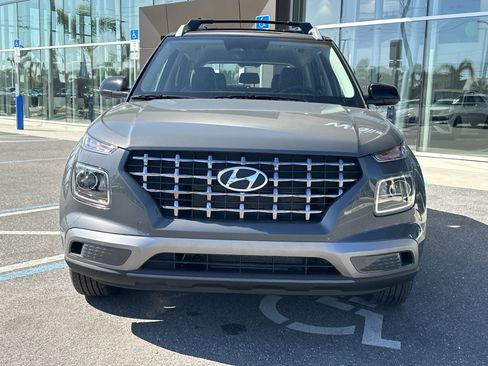 New 2026 Hyundai Venue SEL image 3