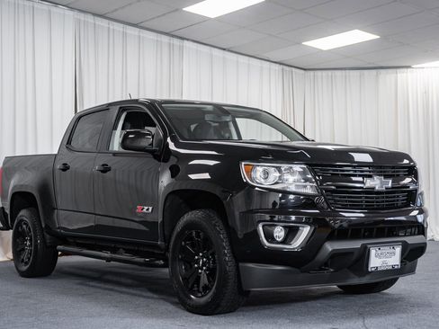 Used 2019 Chevrolet Colorado Z71 w/ Z71 Midnight Edition AWD/4WD image 1