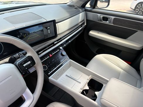 Used 2025 Hyundai Santa Fe Calligraphy FWD image 15