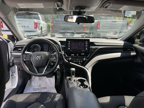 Used 2023 Toyota Camry LE FWD image 31