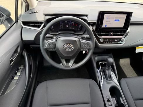 Used 2026 Toyota Corolla LE image 22