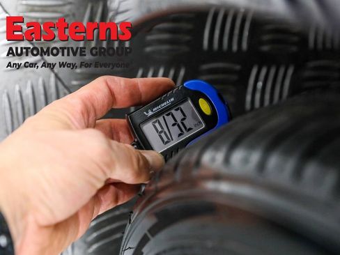 Used 2020 Toyota Corolla SE image 26