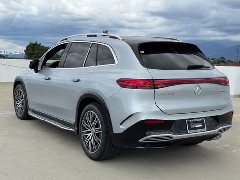 New 2026 Mercedes-Benz EQS 400 4MATIC SUV image 7